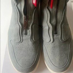 Womens Air Jordan 1 Retro High Zip 

Mica Green 
AQ3742-305
Size 10